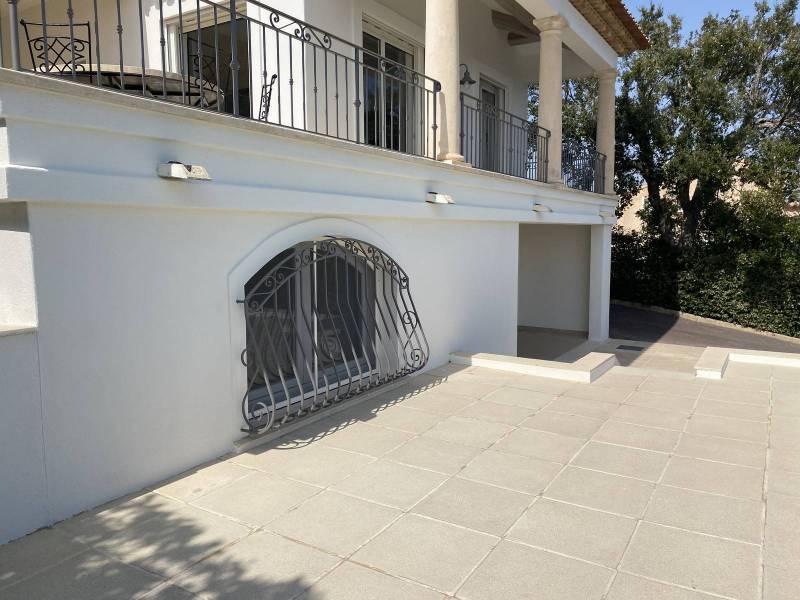 société sérieuse rénovation à fréjus